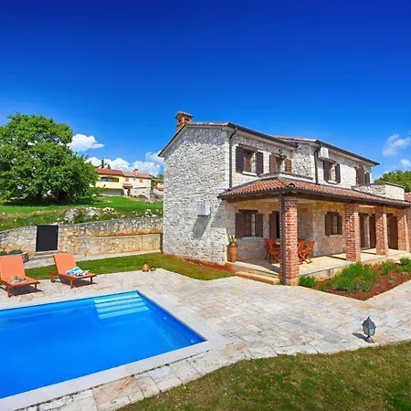 Villa Sleeps 4 Pool Air Con Wifi Vranje Selo
