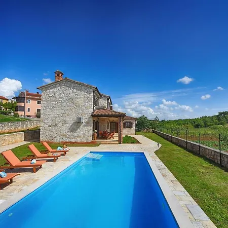 Villa Sleeps 4 Pool Air Con Wifi Vranje Selo