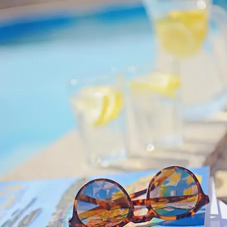 Sleeps 4 Pool Air Con Wifi Willa Vranje Selo